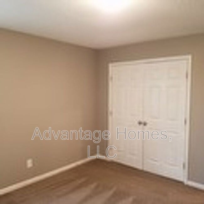 Building Photo - 304 W 132 St