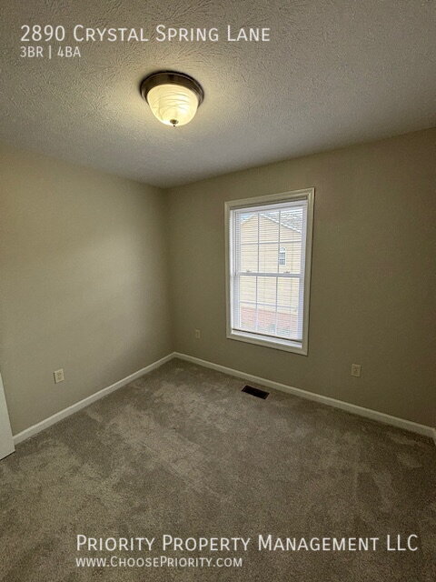Building Photo - 2890 Crystal Spring Ln