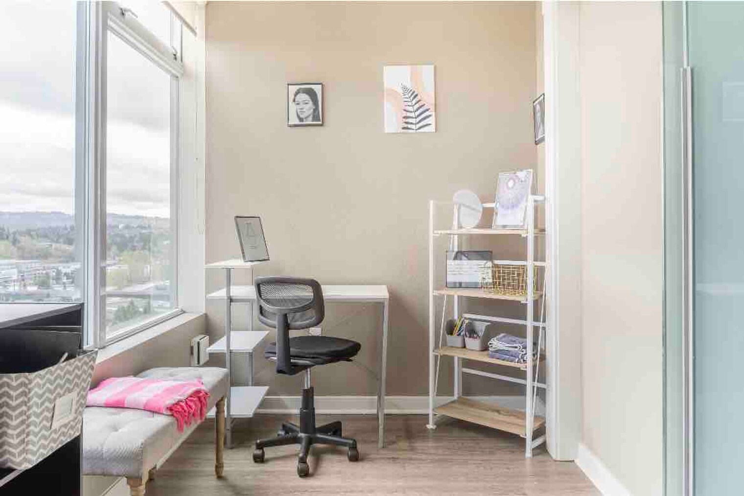 Building Photo - 11011 NE 9th St