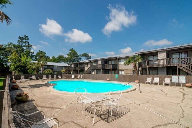 Primary Photo - Atwood Oaks Apartments