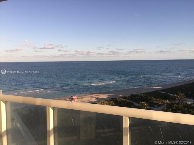 Building Photo - 6515 Collins Ave