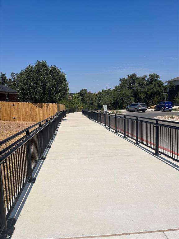 Building Photo - 605 W South St