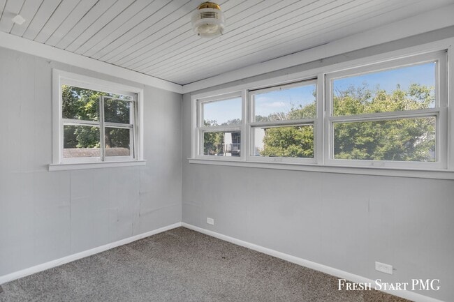 Building Photo - Charming 3-Bedroom Home in the Heart of Ka...