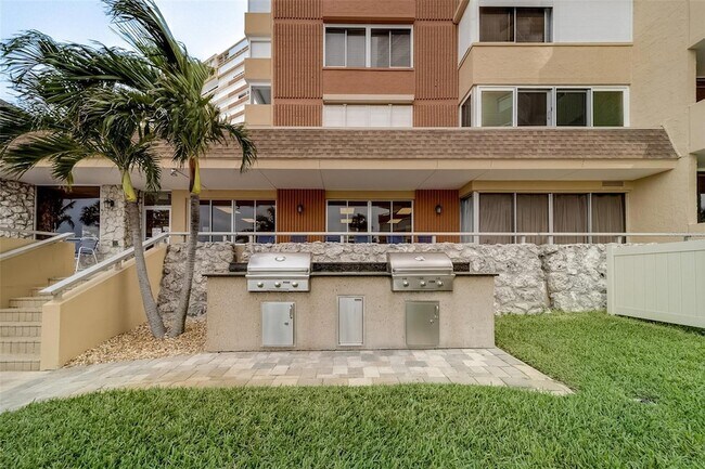 Building Photo - 17920 Gulf Blvd