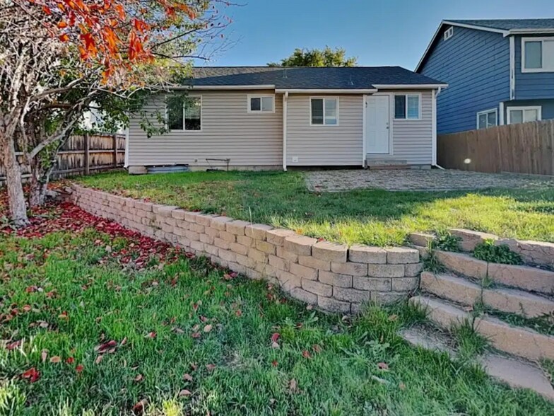 Building Photo - 5227 E 123rd Ave