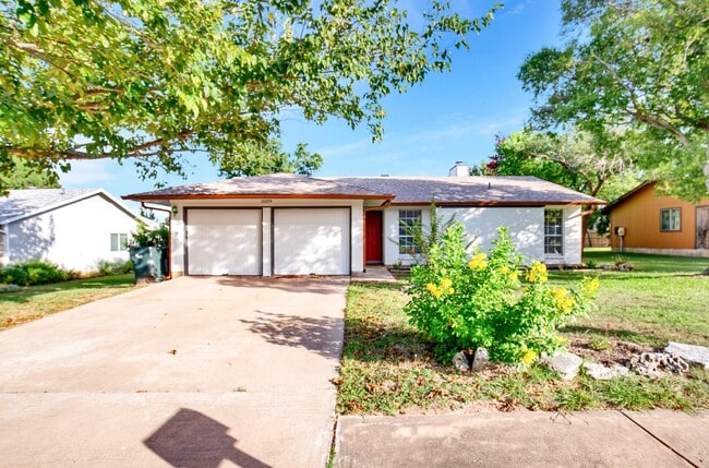 Building Photo - 3109 Monument Dr