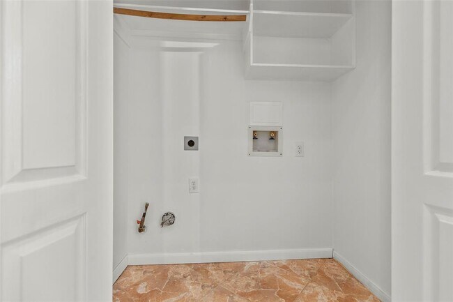 Building Photo - 16927 Fairway Glen Ln