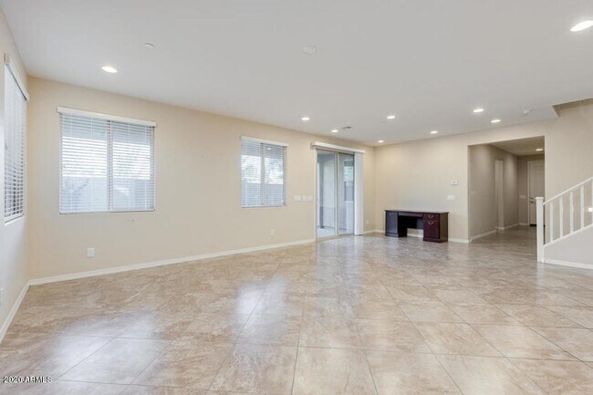 Building Photo - 4770 E Tierra Buena Ln