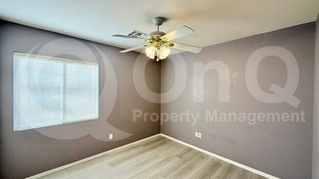 Building Photo - 3464 S Moccasin Trail