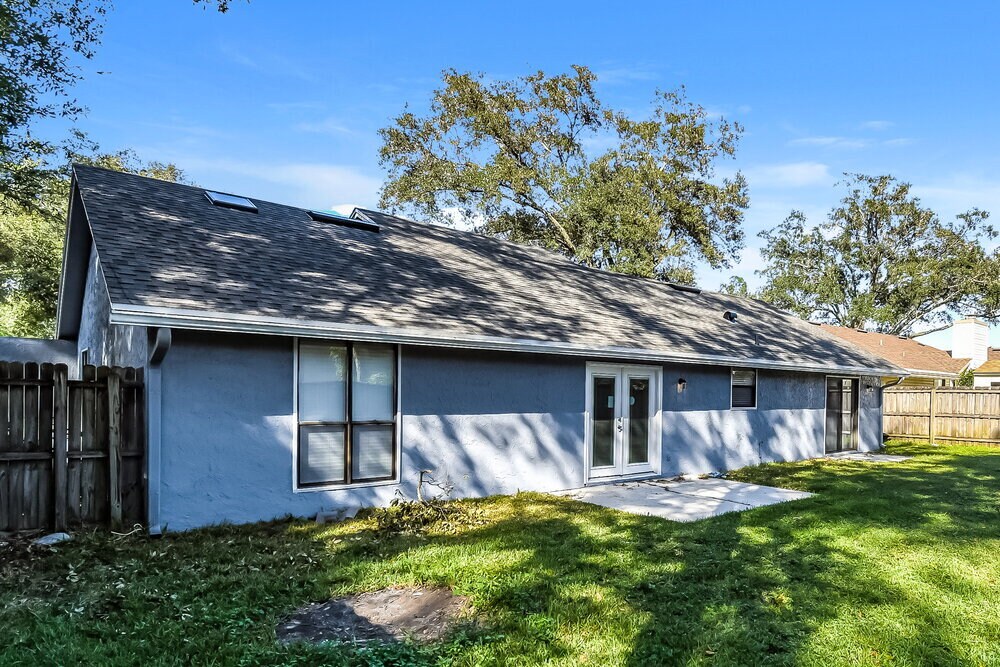 Building Photo - 4134 Nakema Dr S