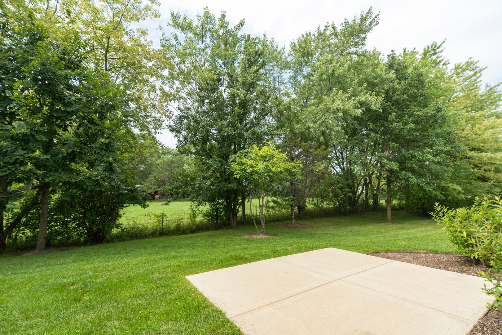 Building Photo - 1440 Millbrook Dr