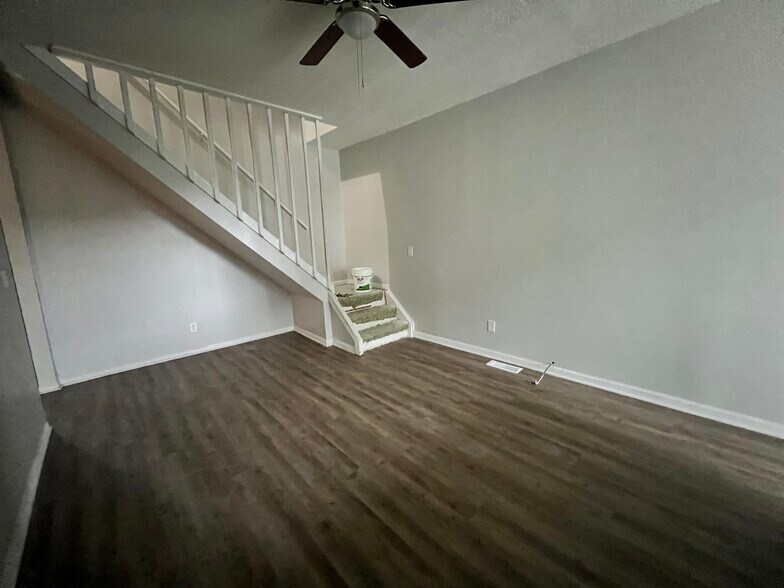 Living room and steps to other two bedrooms - 1822 Mills Ave