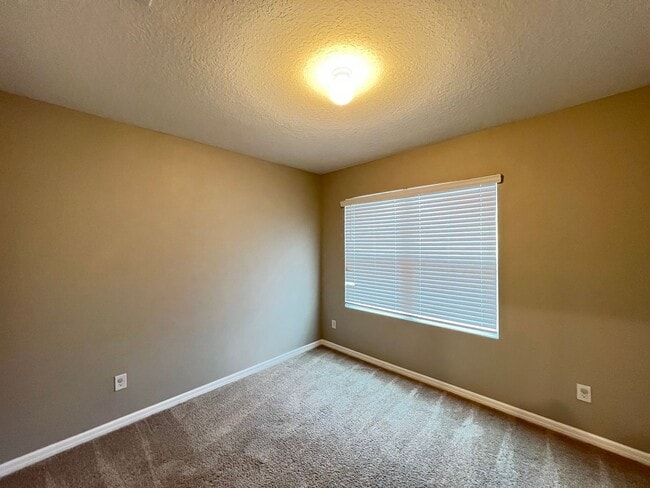 Building Photo - Beautiful, 3 Bedroom Home!!