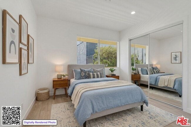 Building Photo - 1827 N Van Ness Ave