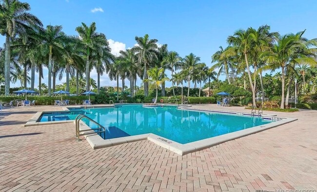 Building Photo - 781 NW 170th Terrace