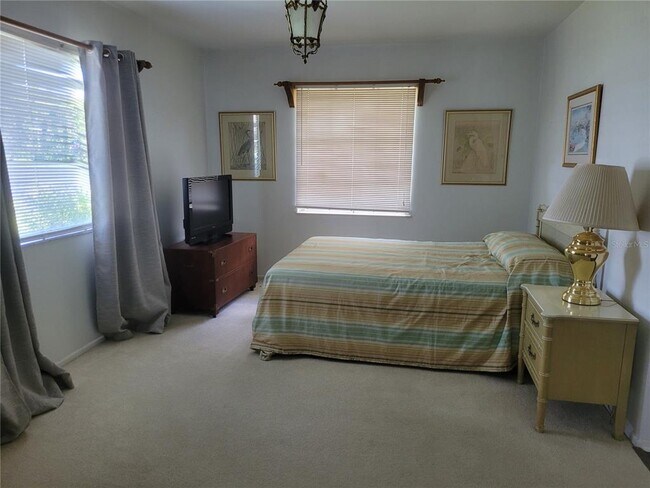 Building Photo - 1408 Nashua Cir