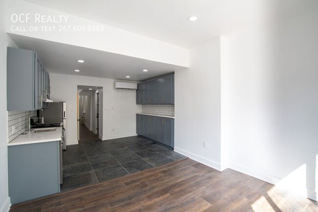 Building Photo - 1413 Lombard St