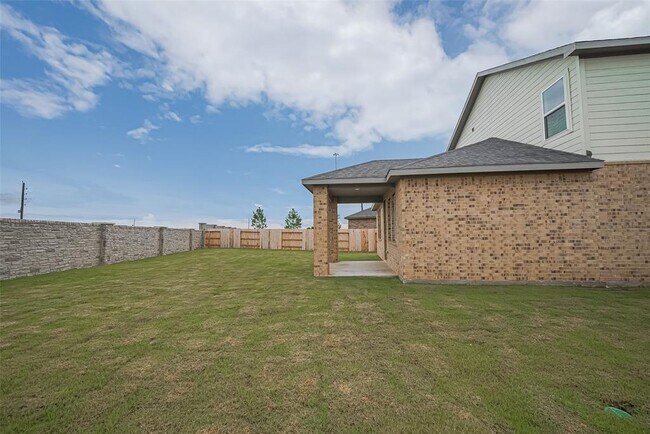 Building Photo - 22167 Paula Bluff Ln