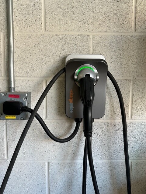 EV charger - 1901 S Louie Pkwy