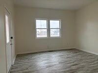 Building Photo - 730 Wilson St