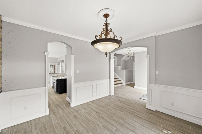 Building Photo - 7531 Fall Creek Bend Ct