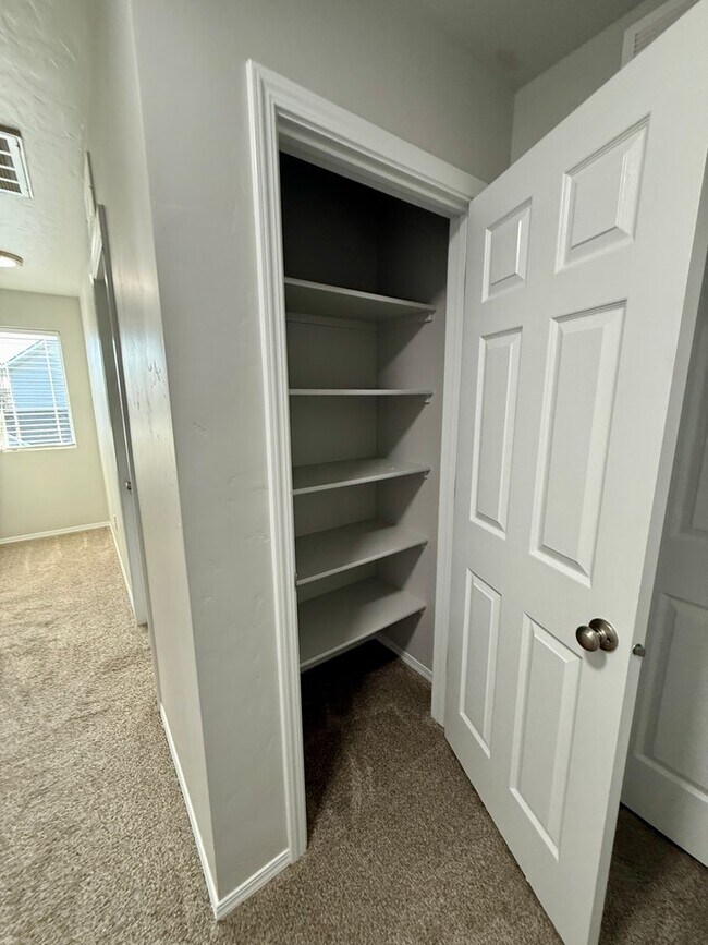 Building Photo - 3-bedroom home in Caldwell, ID