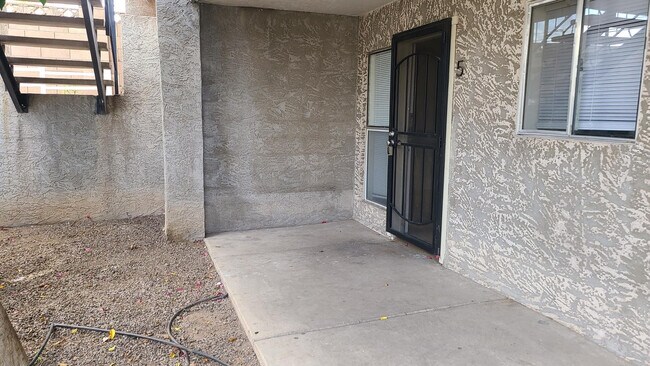 Building Photo - 1345 E Campbell Ave