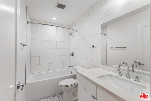 Building Photo - 1546 S Bundy Dr