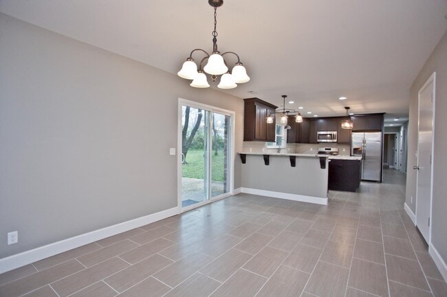 Building Photo - 1206 Convair St