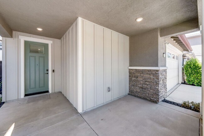 Building Photo - Modern 4BR Sacramento Home with Exclusive Clubhouse!