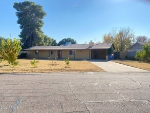 Building Photo - 4341 E Vernon Ave