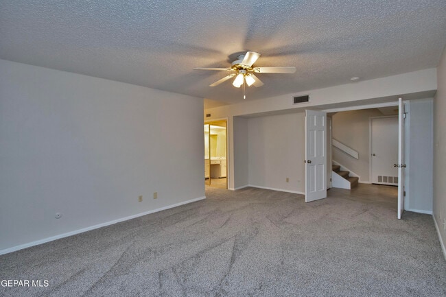 Building Photo - 5711 Mira Grande Dr