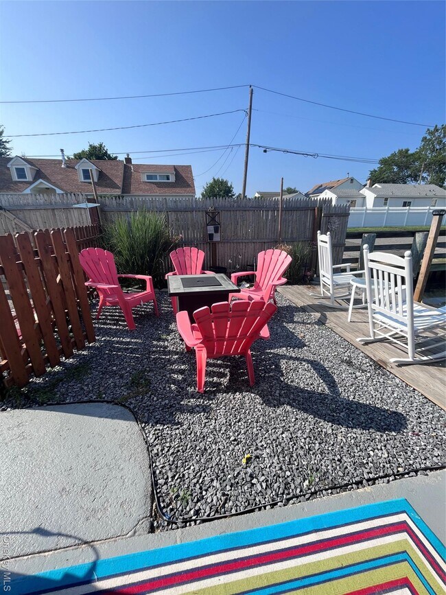 Building Photo - 800 S 6th St