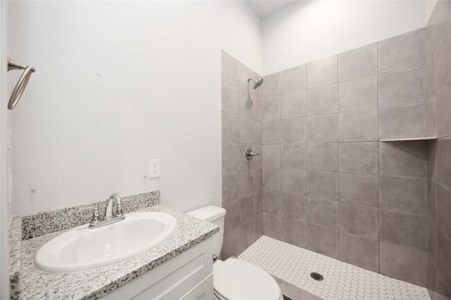 Building Photo - 4938 Paradigm Ln