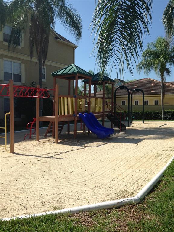 Building Photo - 3373 S Kirkman Rd