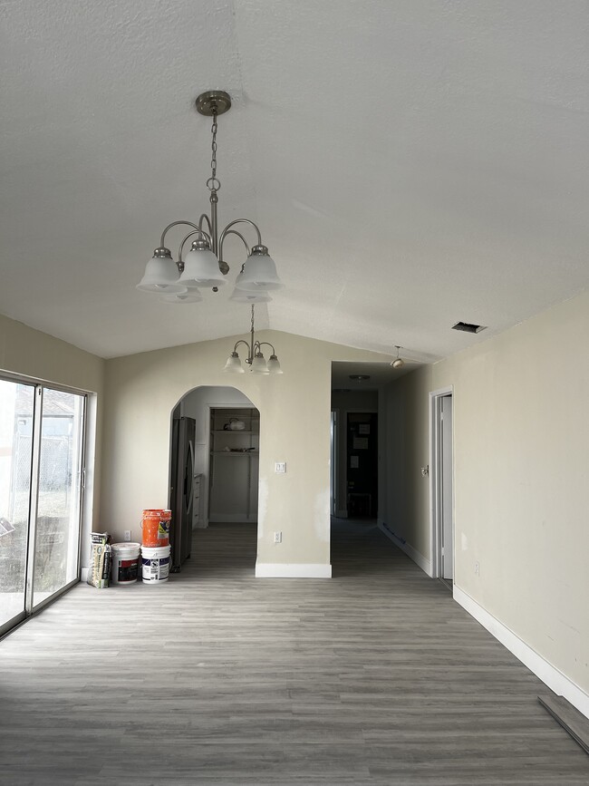 Building Photo - 13926 SW 160th Ter