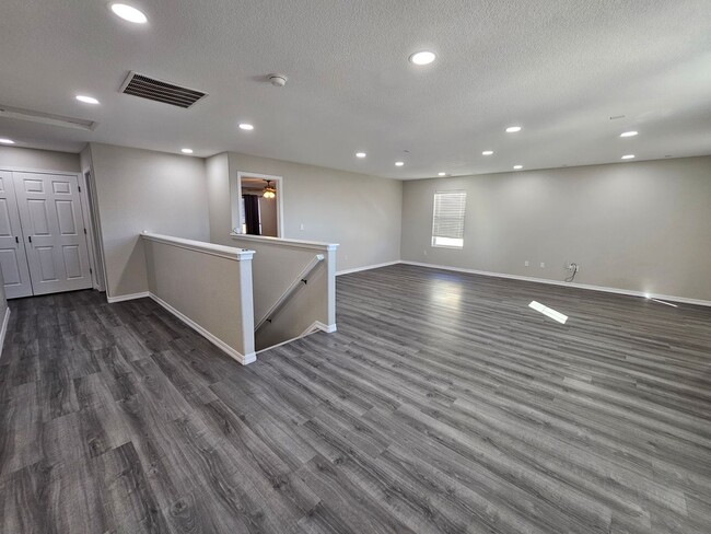 Building Photo - 3 Bed 3 bath house in 80925!!