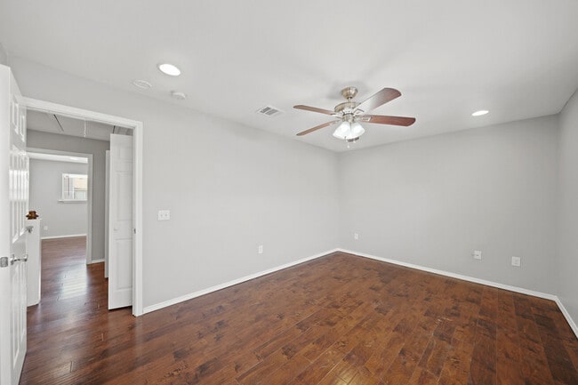 Building Photo - 13447 Castilian Dr