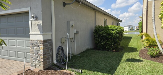 Building Photo - 12737 NW Milestone Pl