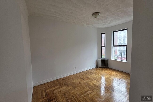 Building Photo - 17 W 125th St