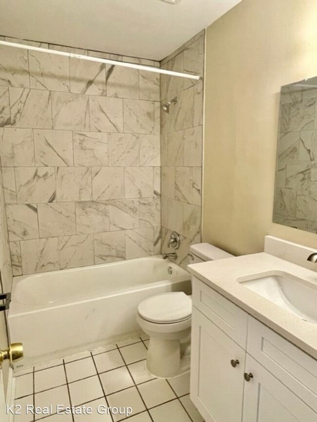 Building Photo - 3 br, 2 bath House - 9210 E William Thomas...