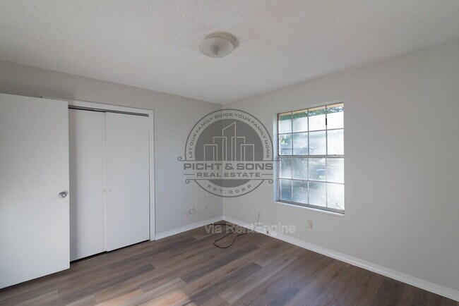 Building Photo - 3216 Jim Lee Rd