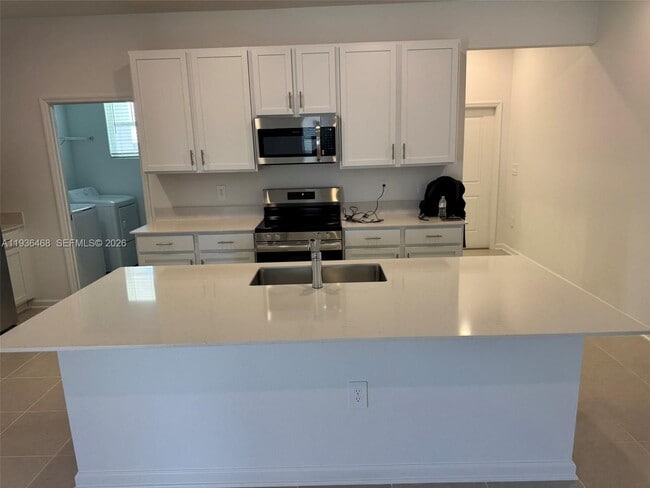 Building Photo - 2517 Spring Tune Aly