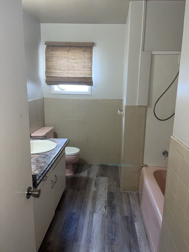 Building Photo - Cozy house in College Hills AVAILABLE NOW!