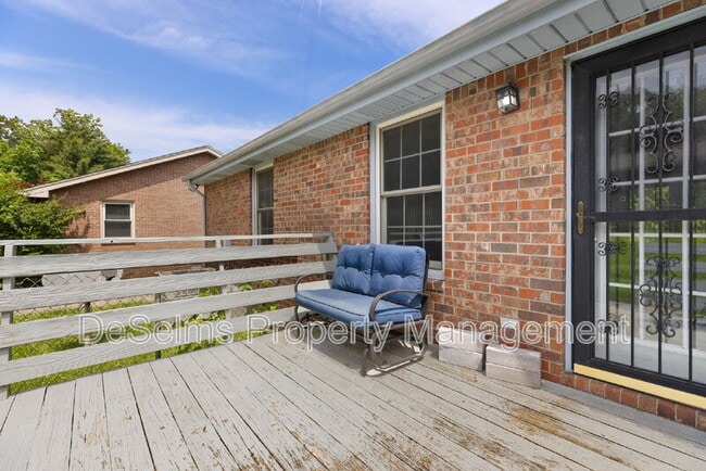 Building Photo - 3204 Blackwood Dr