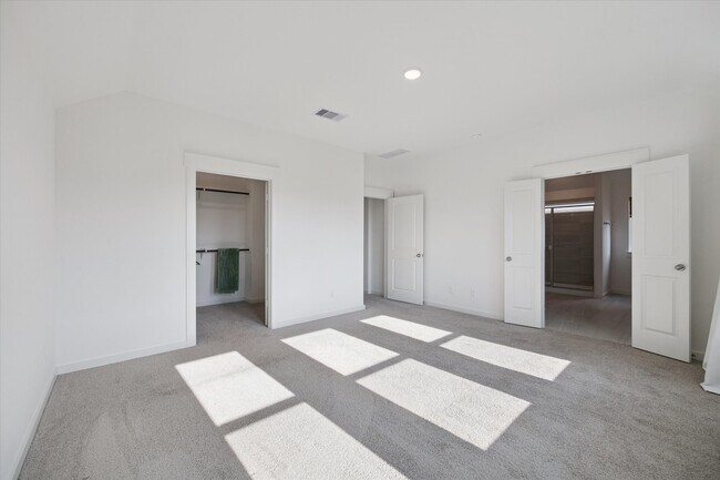 Building Photo - 7419 Casuna Ln