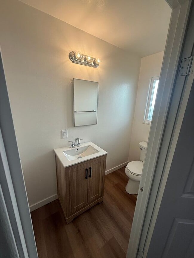 Building Photo - Beautiful 3 Bedrooms 2 Bath Home in Fremont