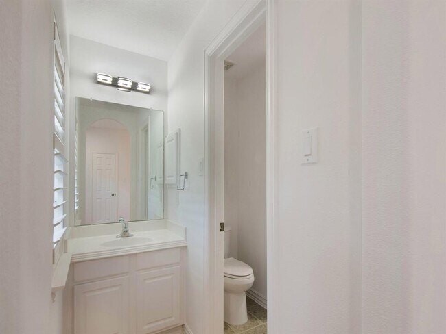 Building Photo - 74 S Scribewood Cir