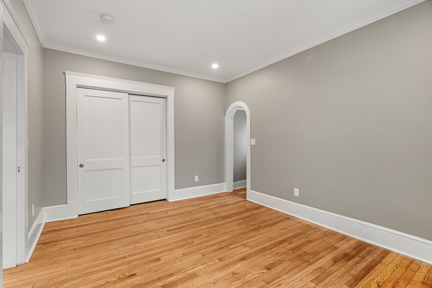 Building Photo - 200 Prospect St