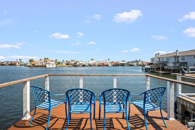 Building Photo - 15406 Gun Cay Ct